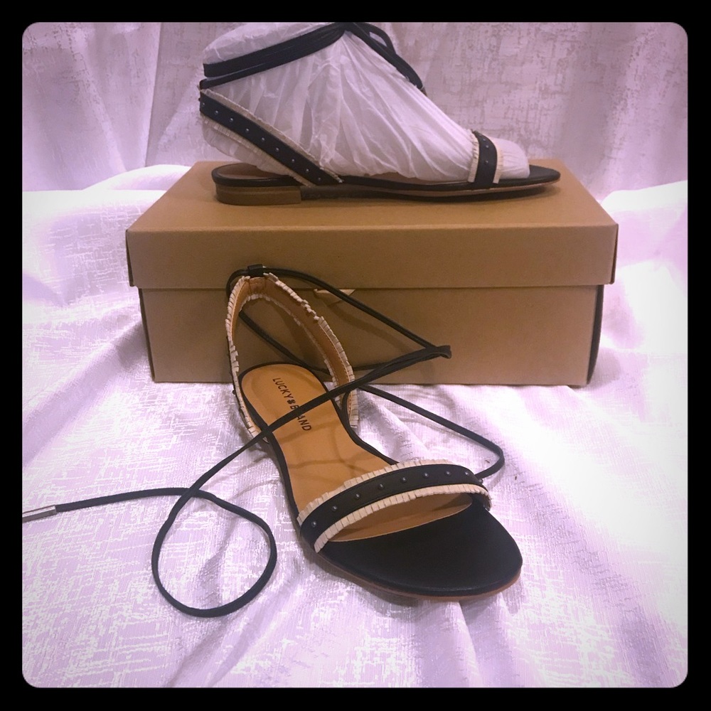 Lucky brand black/Ivori Sandal size 7 NBW